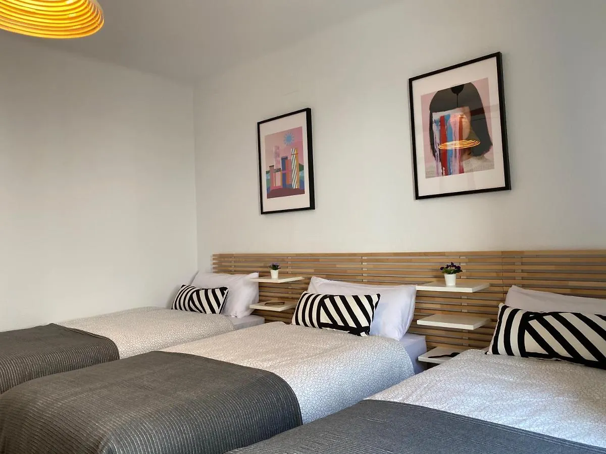 Apartments Sant Lluis Center, 2 Min Walk From The Sea Lloret de Mar