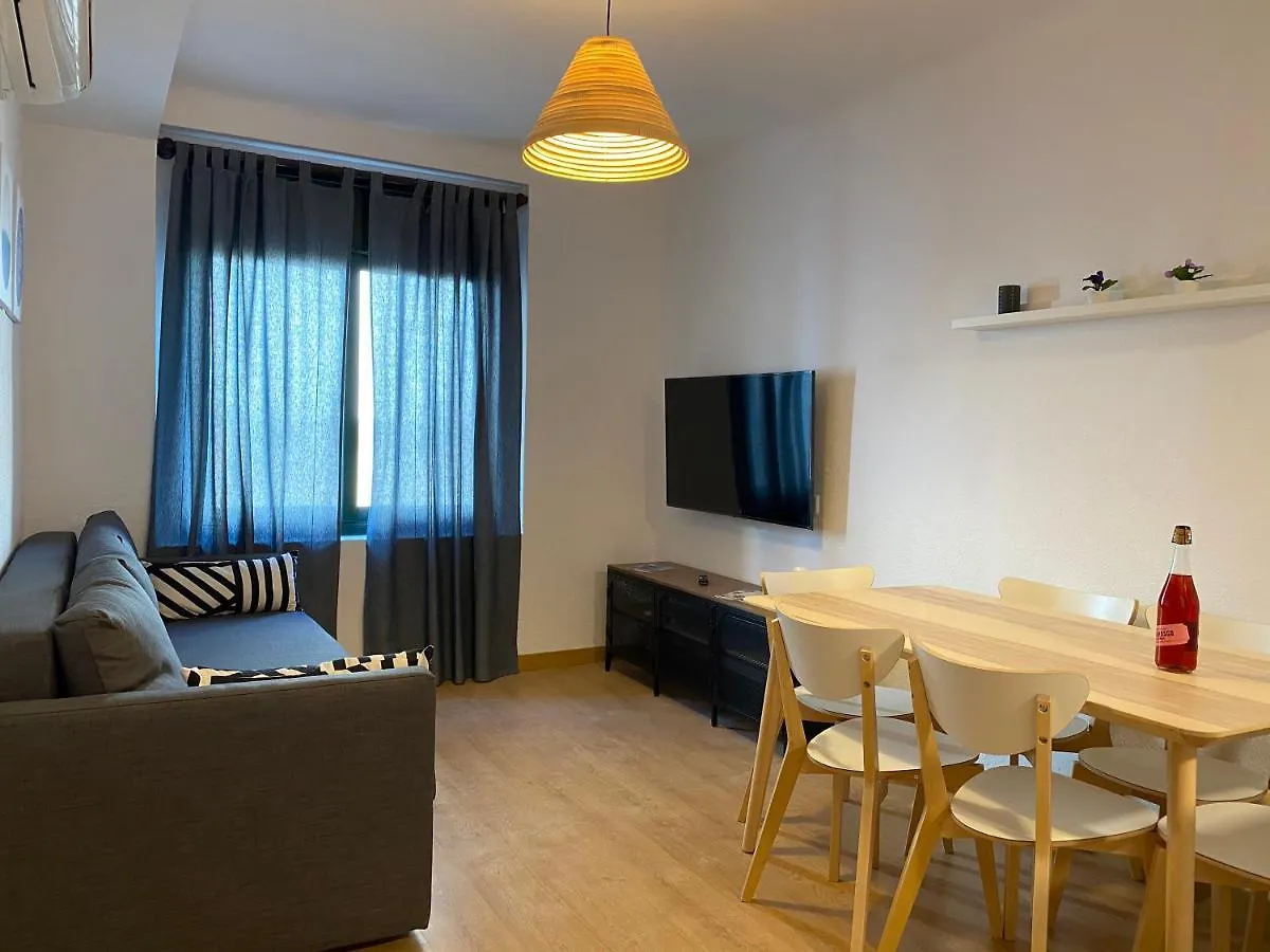 Apartments Sant Lluis Center, 2 Min Walk From The Sea Lloret de Mar