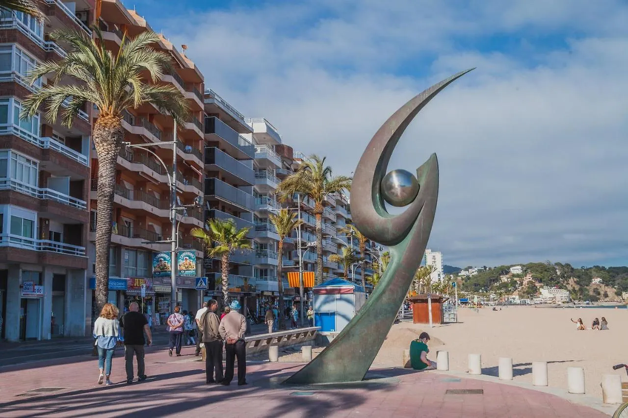 Apartments Sant Lluis Center, 2 Min Walk From The Sea Lloret de Mar